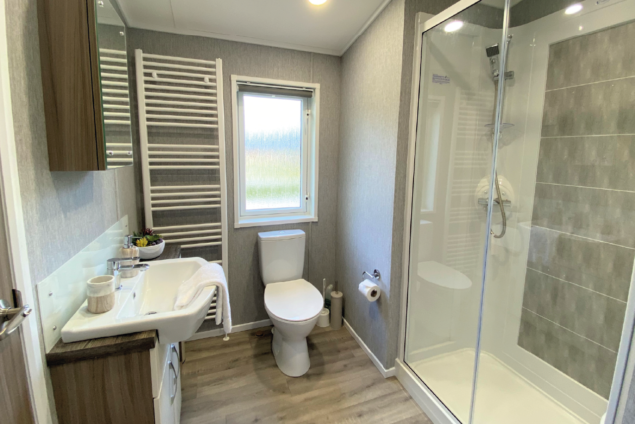 Main Bathroom Shower at the Yorkshire burrow lodge with hot tub Yorkshire, Staycation holiday and family UK break